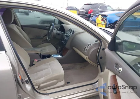 2009 Nissan Altima Hybrid из США, поврежденный, VIN 1N4CL21E89C150949